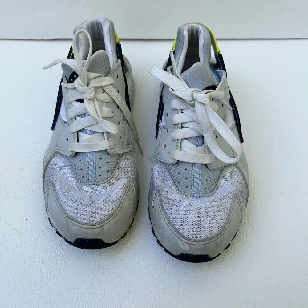 Nike kids shoes